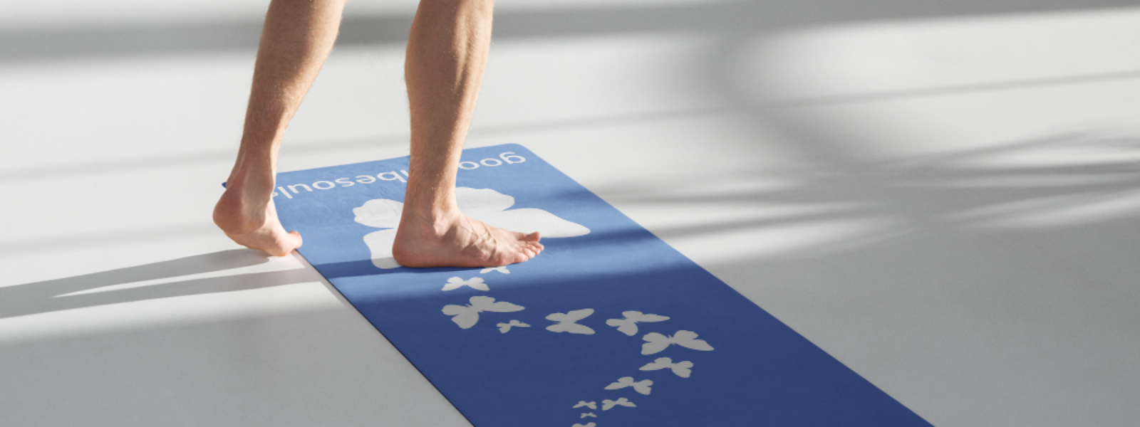 yoga-mat-white-front-69dd098269dc4